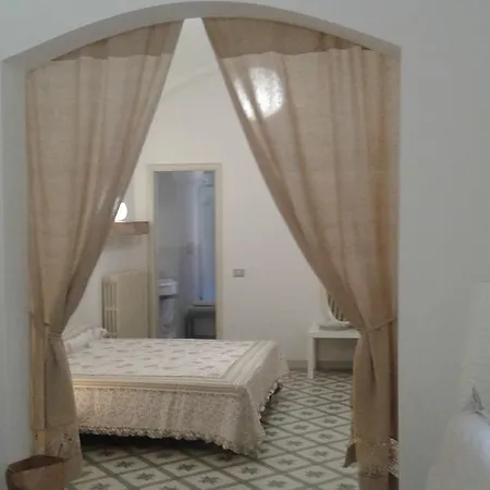 Casina Cairoli * Turin
